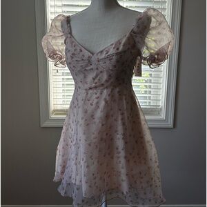 New with tags, women’s XS, pink/rose chiffon dress